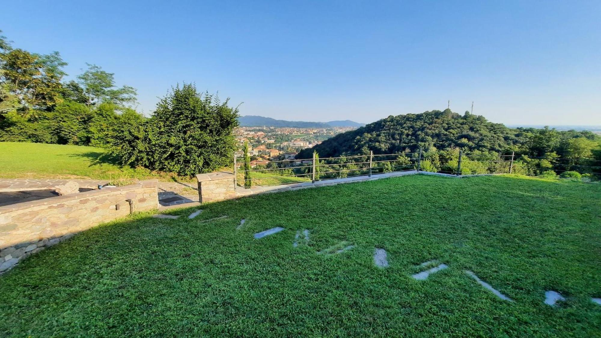 Villa Duno A Un Passo Da Citta Alta Clanezzo Luaran gambar